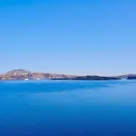 Elegant Santorini House 1 Bedroom Caldera View-outdoor Hot Villa