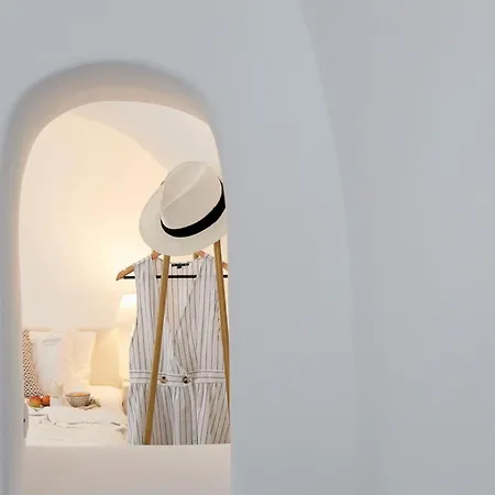 Elegant Santorini House 1 Bedroom Caldera View-outdoor Hot *